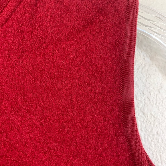 Woolrich 100% Wool Ruby Red Zip Up Vest - Picture 9 of 9